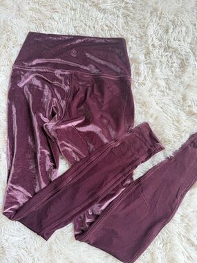 lululemon athletica crushed Velvet garnet High-Rise women’s Leggings size 6